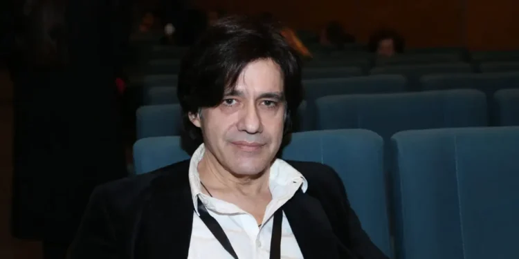 Πέθανε ο συγγραφέας Αλέξης Σταμάτης σε ηλικία 67 ετών – Ήταν γιος της Μπέτυς Αρβανίτη