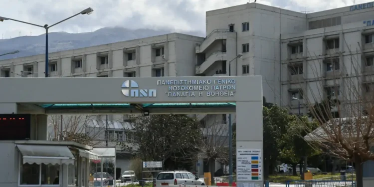 Πάτρα: Παιδί 2,5 χρόνων έπεσε από μπαλκόνι – Δέντρο του έσωσε τη ζωή