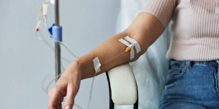 Θεσσαλονίκη: Σφραγίζεται η ιδιωτική κλινική που έκανε χημειοθεραπείες χωρίς άδεια – «Άθλιες εγκαταστάσεις, κακοποιητική συμπεριφορά» καταγγέλλουν συγγενείς ασθενών
