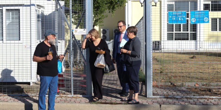 Δίκη Τέμπη: Άρση απορρήτου του κινητού του σταθμάρχη – «Μας κουνούσαν το δάχτυλο», κατέθεσε συγγενής