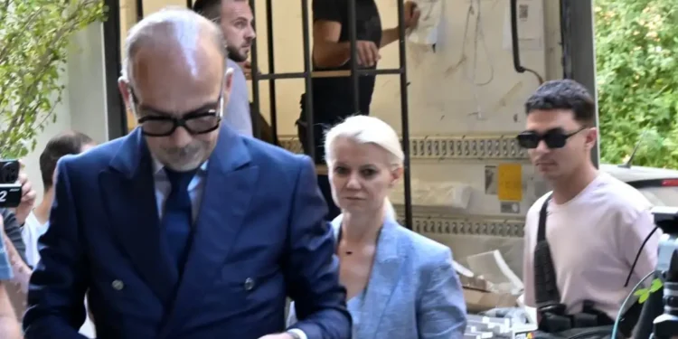 Γιώργος Μαζωνάκης: «Η εικόνα του ήταν άσχημη» είπε η γιατρός στην κατάθεσή της – Ερωτήματα γιατί προχώρησε στη θεραπεία