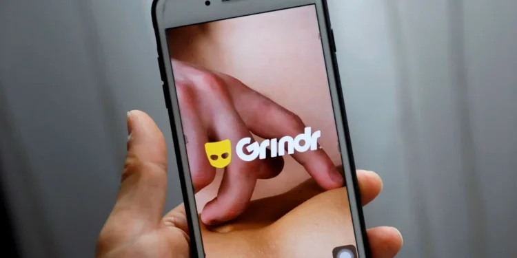 Το Grindr πληρώνει 26 εκατ. λίρες για να κλείσει αγωγή σχετικά με τη διαρροή HIV status χρηστών του