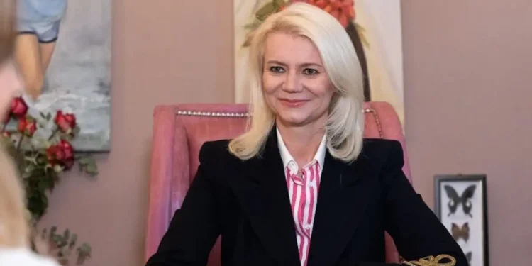 Θάνατος Γιώργου Μαζωνάκη: Καταγγελία γυναίκας που κατέληξε με σοβαρή βλάβη στα νεφρά – «Θα πάθεις καρκίνο αν συνεχίσεις τα φάρμακα»