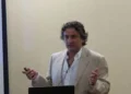 Θάνατος Γιώργου Μαζωνάκη: «Έμεινα με τη διαβεβαίωση ότι είναι ζωντανός στη φωτογραφία» λέει ο υπνοθεραπευτής