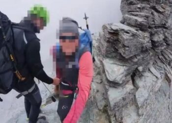 Άγριο ξύλο στα 3.000 μέτρα: Ξεναγός και αναρριχητής ήρθαν στα χέρια – «Είσαι ένας γ…..νος ηλίθιος»