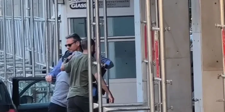 Στη ΓΑΔΑ η διεθνής διαιτητής Βάσω Τσαρούχα που κατηγορείται για τα στημένα στο μπάσκετ
