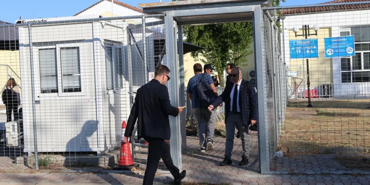 Δίκη για τα Τέμπη: Επιφυλάχθηκε η εισαγγελέας για την κλήση των γενικών γραμματέων – Αναμένεται η απόφαση του δικαστηρίου