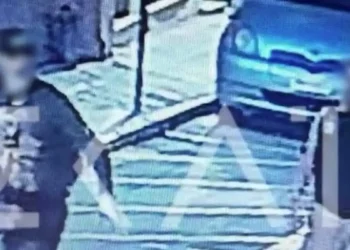 Πλάκα: Φωτογραφίες ντοκουμέντο με τους 3 δράστες να κλέβουν τον σωλήνα χαλκού 5,5 ώρες πριν την φονική έκρηξη