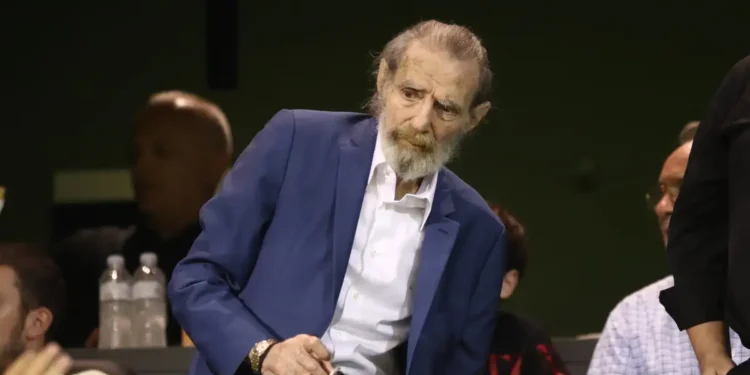 Πέθανε ο Γιώργος Βαρδινογιάννης σε ηλικία 90 ετών
