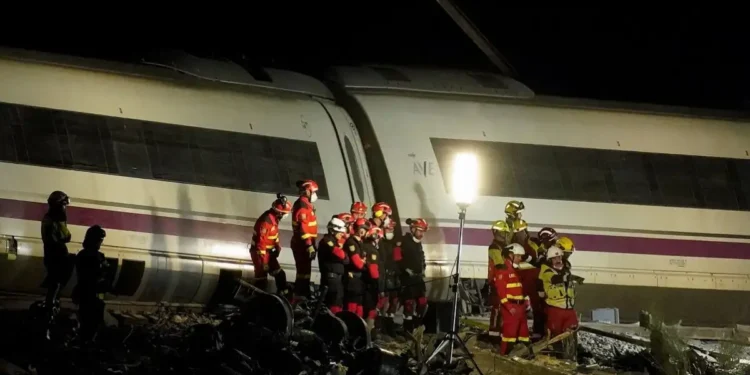 Σύγκρουση τρένων στην Ισπανία: Τα 3 μοιραία λάθη που οδήγησαν στη σιδηροδρομική τραγωδία