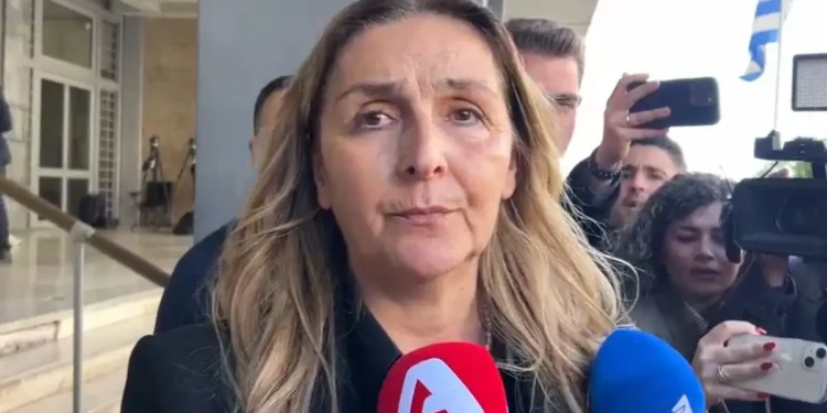 Άλκης Καμπανός: Διακοπή για τις 27 Νοεμβρίου – «Εκτίω τη δική μου ποινή ισόβια στον πόνο», δήλωσε η μητέρα του