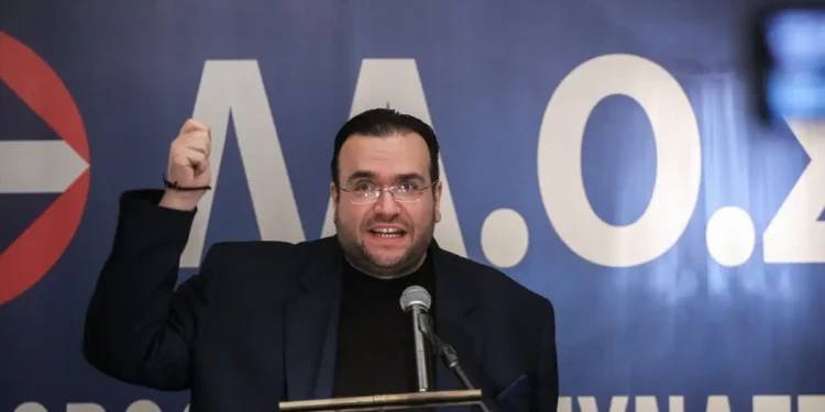 Ο Φίλιππος Καμπούρης και η σύζυγός του συνελήφθησαν για απάτη κατά του e-ΕΦΚΑ – Χειροπέδες σε λογιστές και «αχυρανθρώπους»