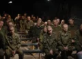 Ρώσοι στρατιώτες καταγγέλλουν ότι οι διοικητές τους τους εγκατέλειψαν χωρίς τροφή και νερό στο ουκρανικό μέτωπο – Έπιναν τα ούρα τους